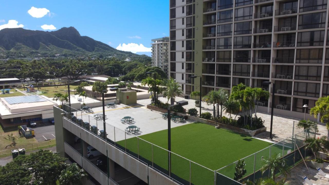 Mountain Views & Steps To Beach - Free Parking! Honolulu Exterior foto