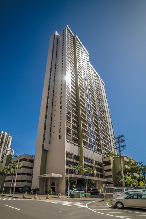 Mountain Views & Steps To Beach - Free Parking! Honolulu Exterior foto